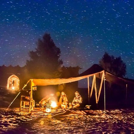 Camp Iguidi Tours Bed and Breakfast M'Hamid Exteriör bild